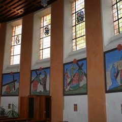 Wandbilder in der kath. Kirche Heimbach