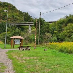 Wanderparkplatz in der Bahnhofstraße auf der  Traumschleife Gräfin Loretta in Frauenberg
