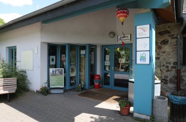Eingang zum Wildfreigehege an der Wildenburg