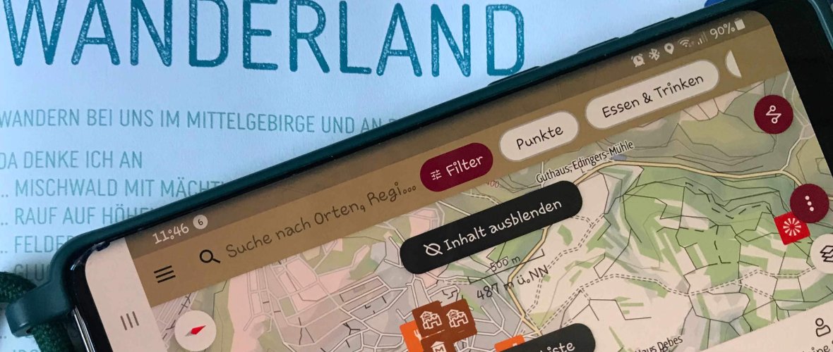 Smartphone mit RLP-Erleben Tourenplaner APP