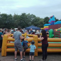 Viel Betrieb beim Bullriding