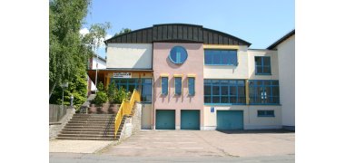 Vorderansicht der Grundschule Baumholder