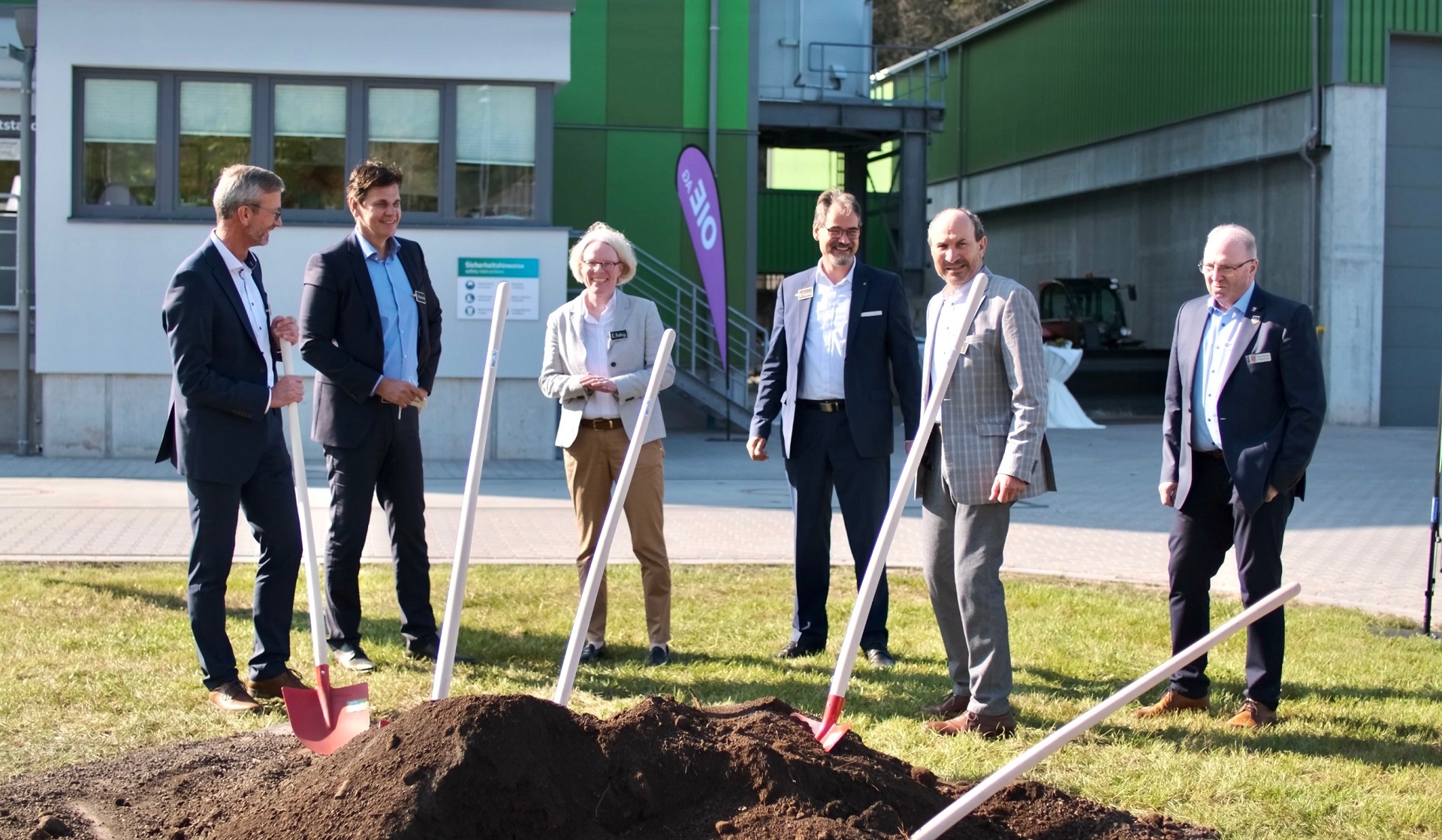 Einweihung des neuen Biomasseheizkraftwerks der OIE in Baumholder
