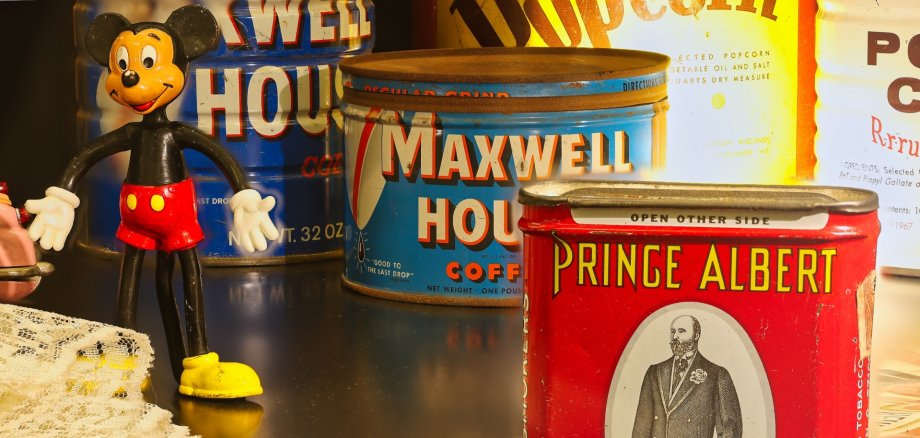 Beispiel für ein Foto im Bereich der Makrofotografie mit Gegenständen aus dem Museum Goldener Engel in Baumholder Beispiel für ein Foto im Bereich der Makrofotografie mit Ausstellungs-Gegenständen aus dem Museum Goldener Engel in Baumholder