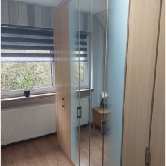 Ferienwohnung Hebels Auszeit in Heimbach - Kleiderschrank mit Spiegel