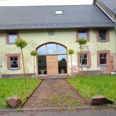 Hausfront Wald & Wiese Ferienwohnungen Hausfront Wald & Wiese Ferienwohnungen