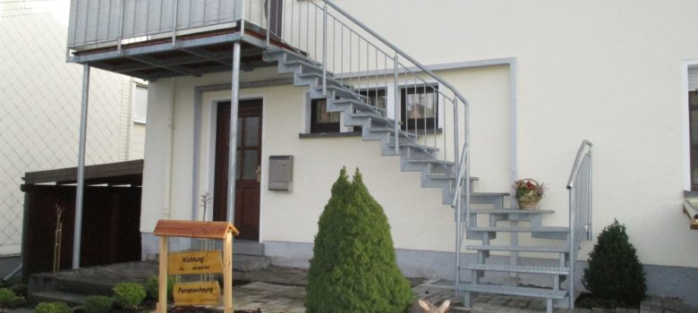 Ferienwohnung Rena in Baumholder - Badezimmer Außenansicht Ferienwohnung Rena in Baumholder - Badezimmer Außenansicht