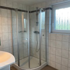 TDYTLA Unterkunft und Gäste-Apartment in Reichenbach - Dusche