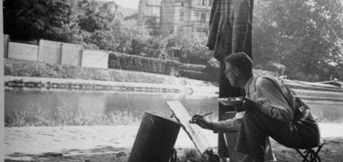 Maler Jakob Schug Baumholder beim Zeichnen